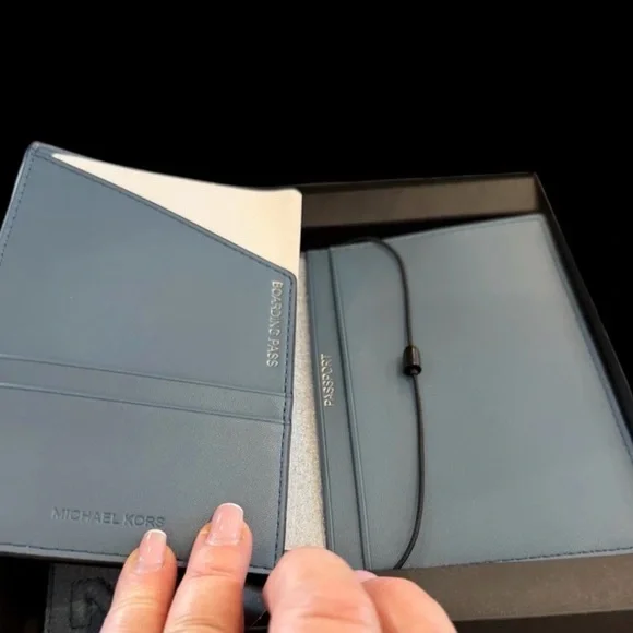 Michael Kors Cooper Denim Passport Holder & Luggage Tag Set — NWT